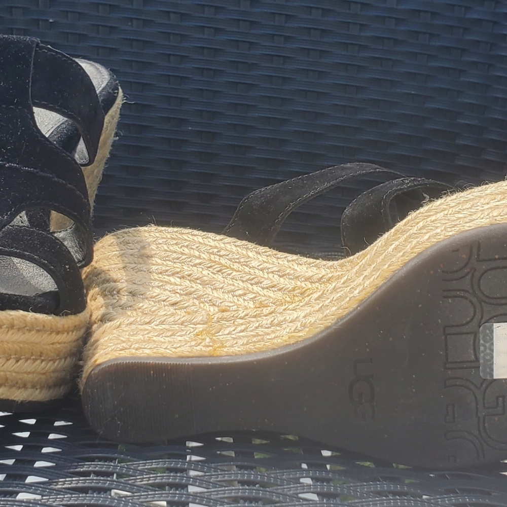 Uggs Platform Shoes - image 4